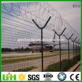 High Quality Hot Dipped Galvanized Y Post Welded Airport Security Fence wire mesh fence